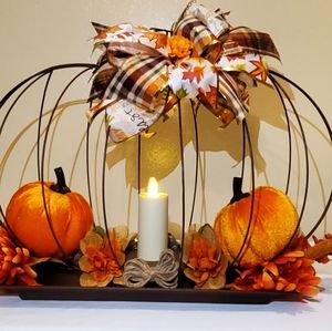 Pumpkin Table Center Piece